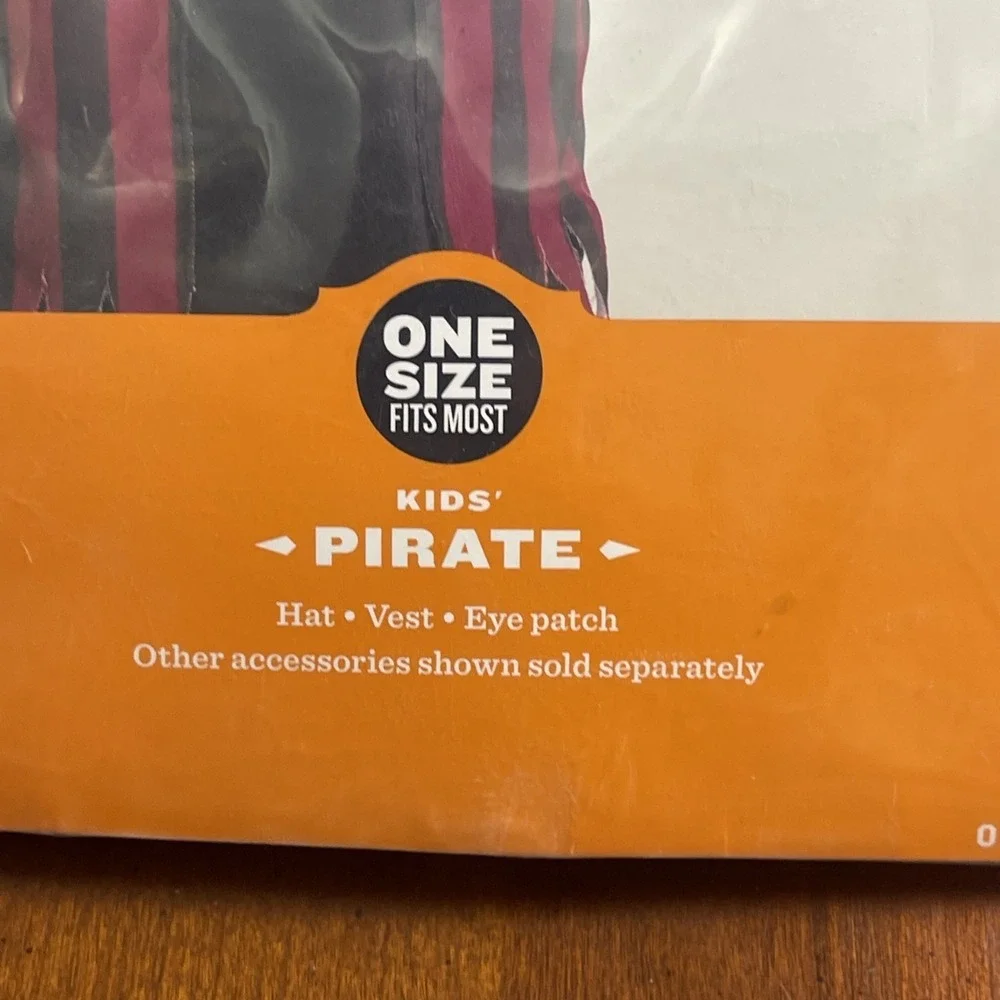 Hyde And Eek Kids Pirate Costume New